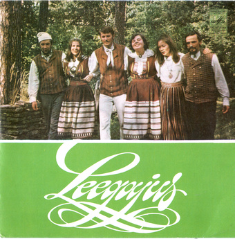 Rahvamuusikaansambel "Leegajus" = Folk music ensemble "Leegajus"